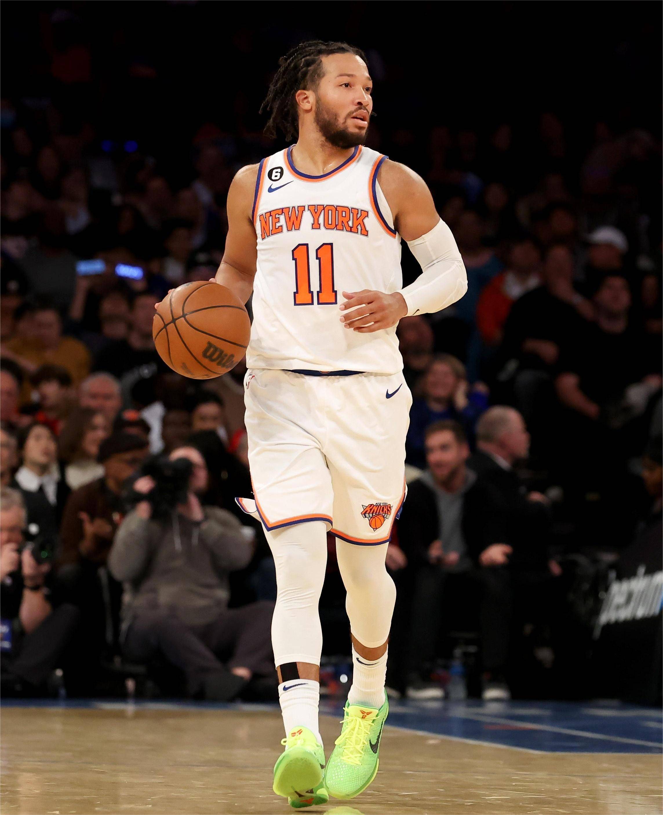 雄鹿111-107逆转尼克斯 字母哥22分 10板 布伦森空砍44分_兰德尔_双方