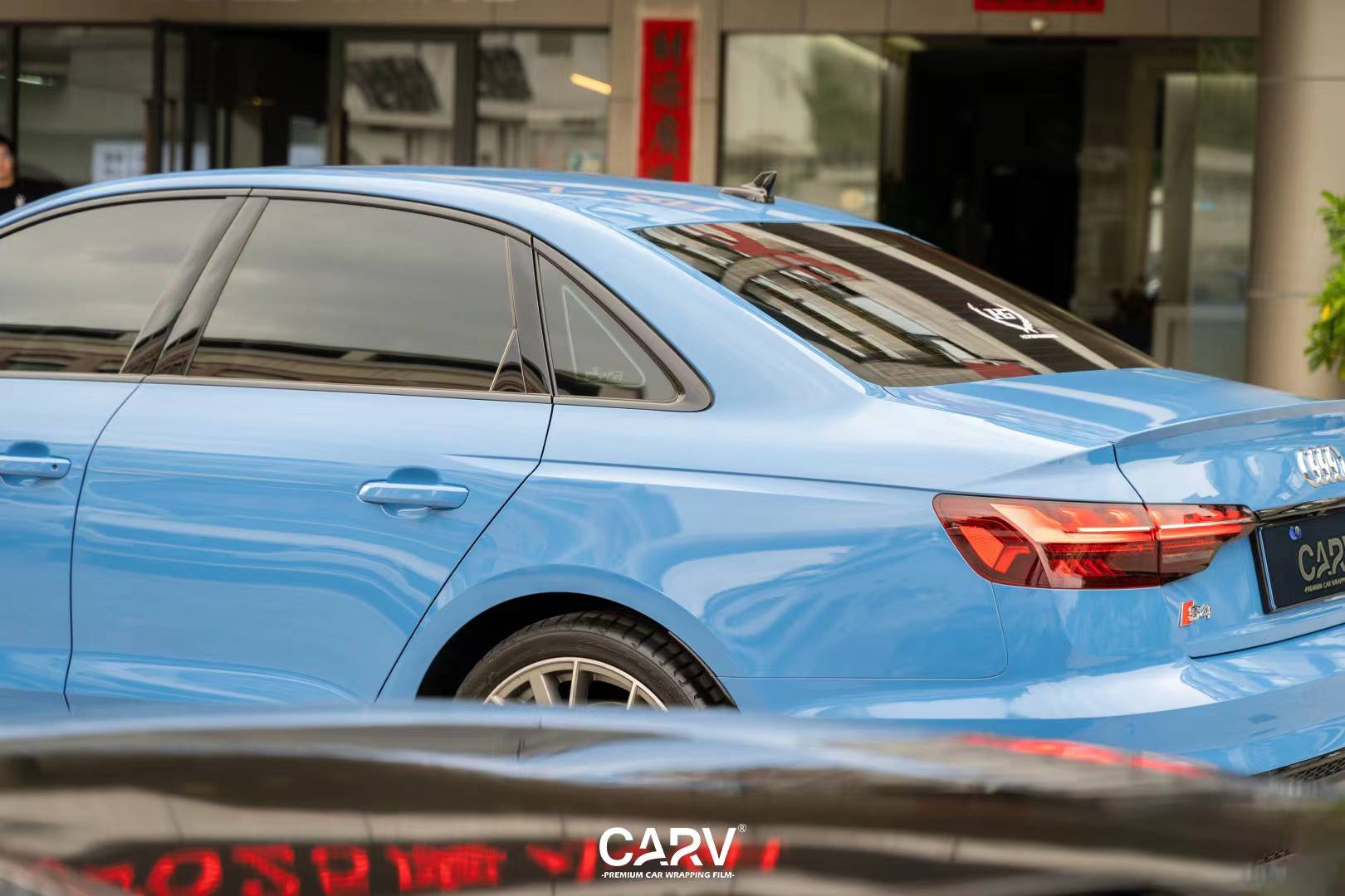 奥迪s4卡孚改色膜白金阿布扎比蓝,不朽的经典