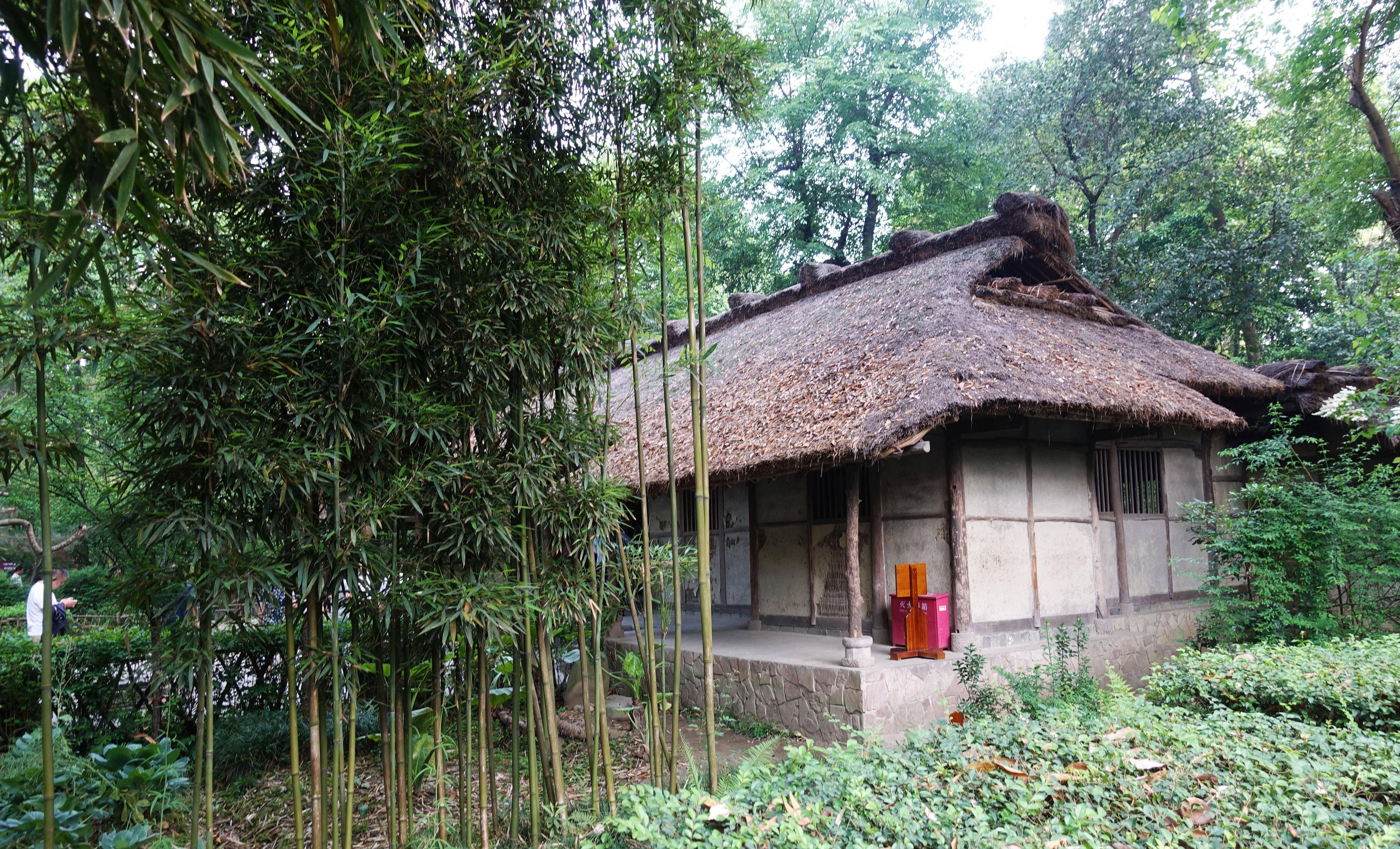 杜甫草堂 茅草屋图片