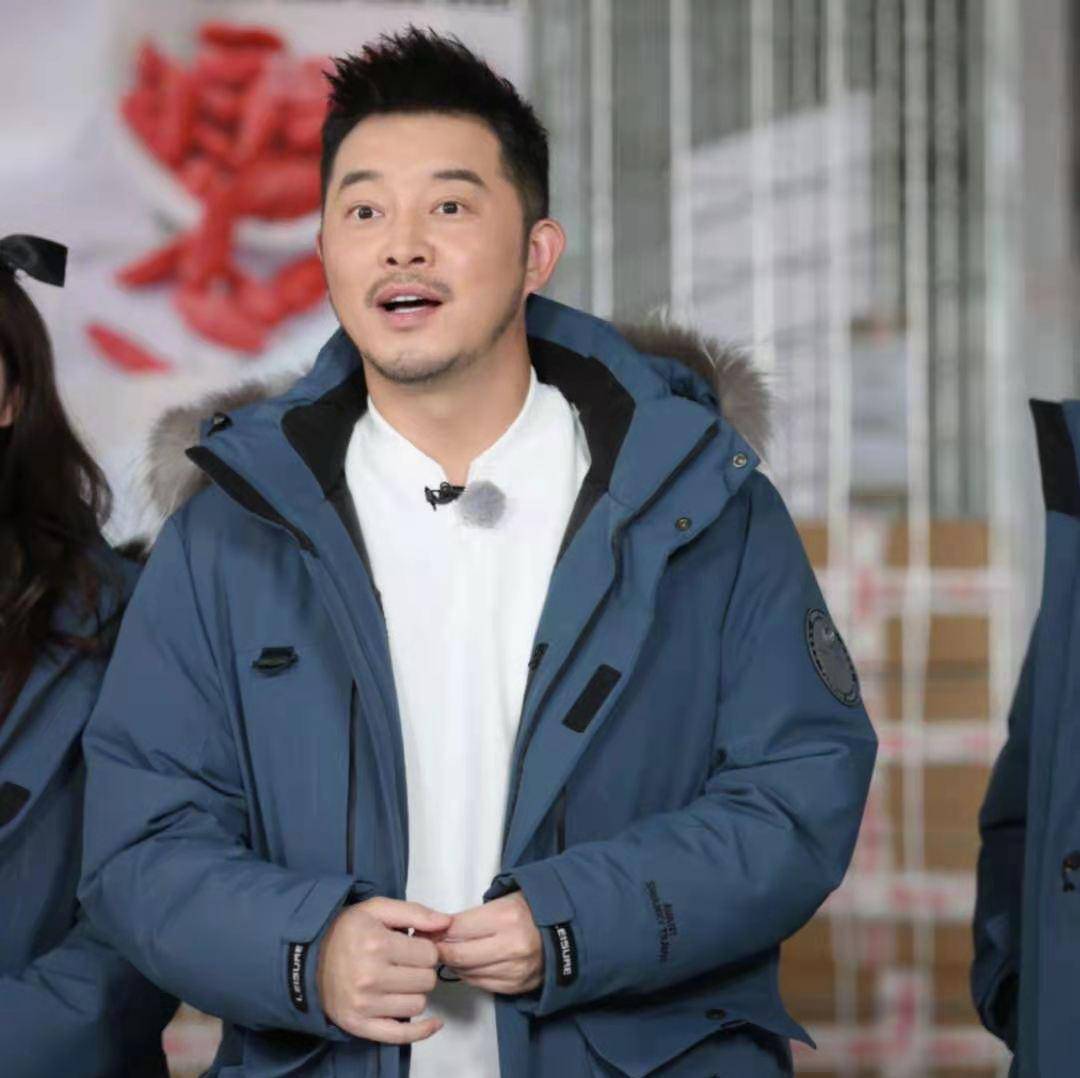 新综艺集齐三位军艺校草,沈腾年轻时太惊艳_沙溢_杨洋_节目