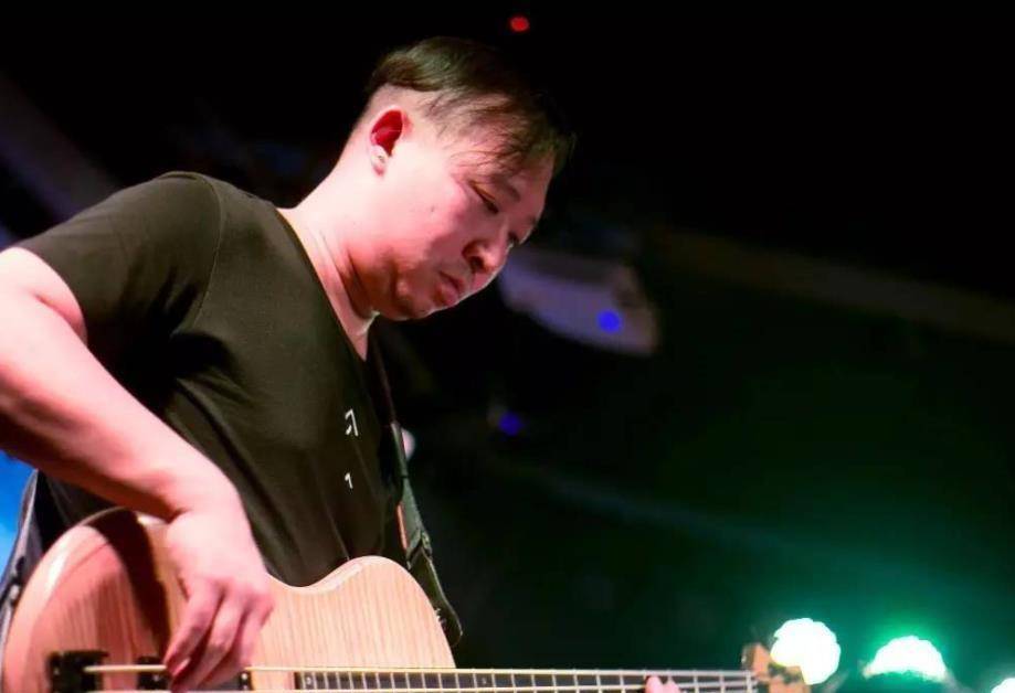 所以也就不难理解,刘爽说这首歌是自己最喜欢的,没有之一.