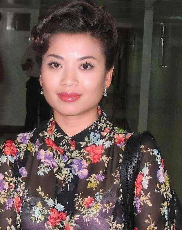 张也:54岁还未婚,和62岁的吕继宏互相陪伴多年,不结婚也幸福_张行