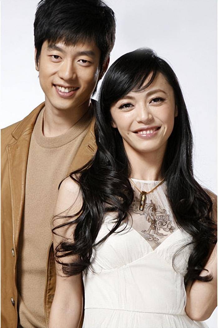 姚晨:与凌潇肃离婚后,现婆婆逼着儿子写"不平等条约"保幸福_曹郁_婚姻