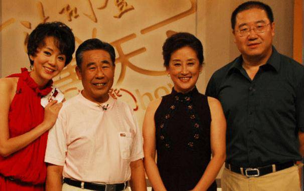 年龄比较大的明星李文启,确实事业比较好,其实在小品当中的表现_时候