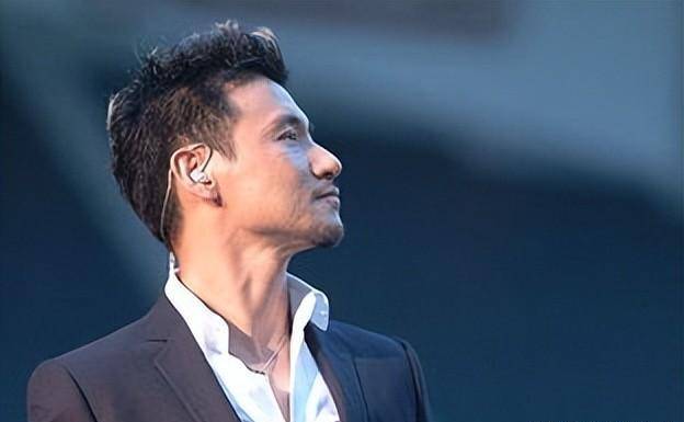 周比利谈张学友,张学友的转身回旋踢很厉害,他是会功夫的_周星驰_龙威