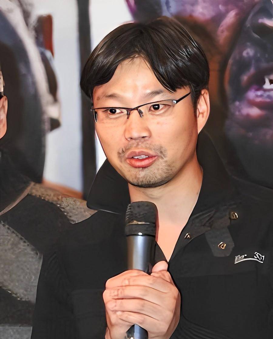 王迅与富婆聚餐,不见小18岁娇妻_魏臻_王依梓_个人