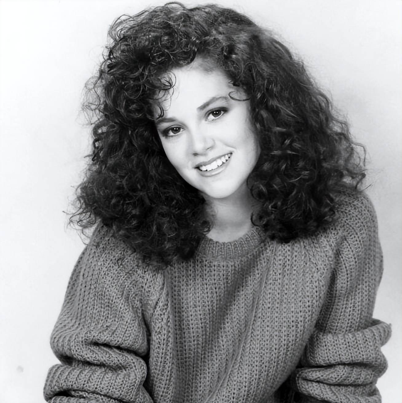 好莱坞女星回复了粉丝一封信,后来粉丝带着手枪来拜访她_丽贝卡·希弗