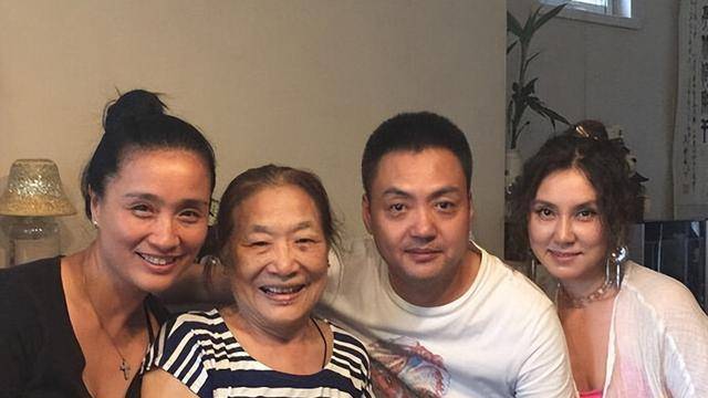 "箫剑"朱宏嘉:被谣传是"香妃"男友,现实早已结婚生子_李苒苒_毕业