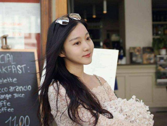 马龙老婆曾是河大校花,但和梁靖昆女友相比,差的不是一星半点_夏露_奚