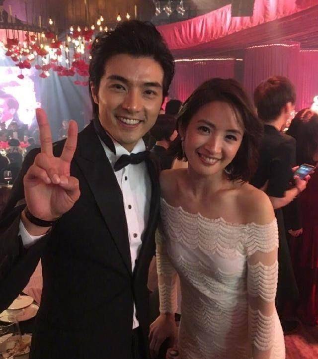 林依晨贺军翔闹翻13年后,世纪同框,好一波回忆杀!_爱情_角色_合约