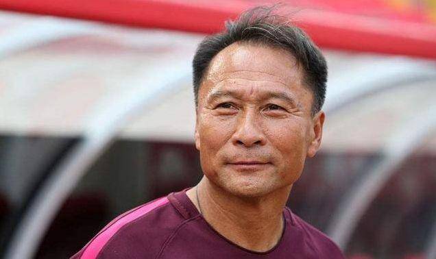 沈福祥带队国足魔鬼训练计划曝光,想想这就要吐!_拉练_沈祥福_教练