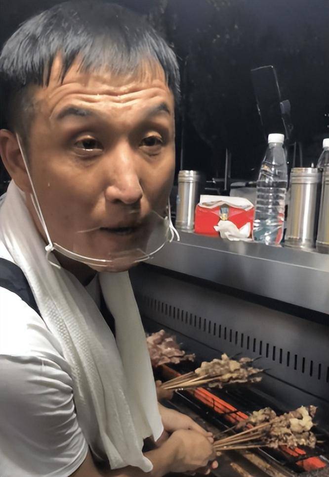 河南演员马赫为富士康事件发声,愿老乡都能平安到家_明星_家乡_视频