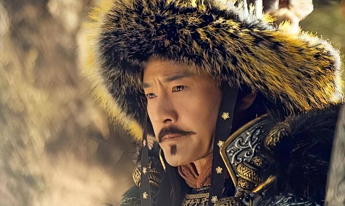 虽然耶律重元的父亲辽圣宗没有给他当皇帝的机会,但是耶律重元的母亲