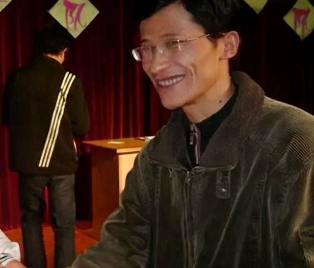 嫁给凤凰男发生悲剧,扶贫式婚姻有多可怕_徐艺丽_董岗彪_刘秀英