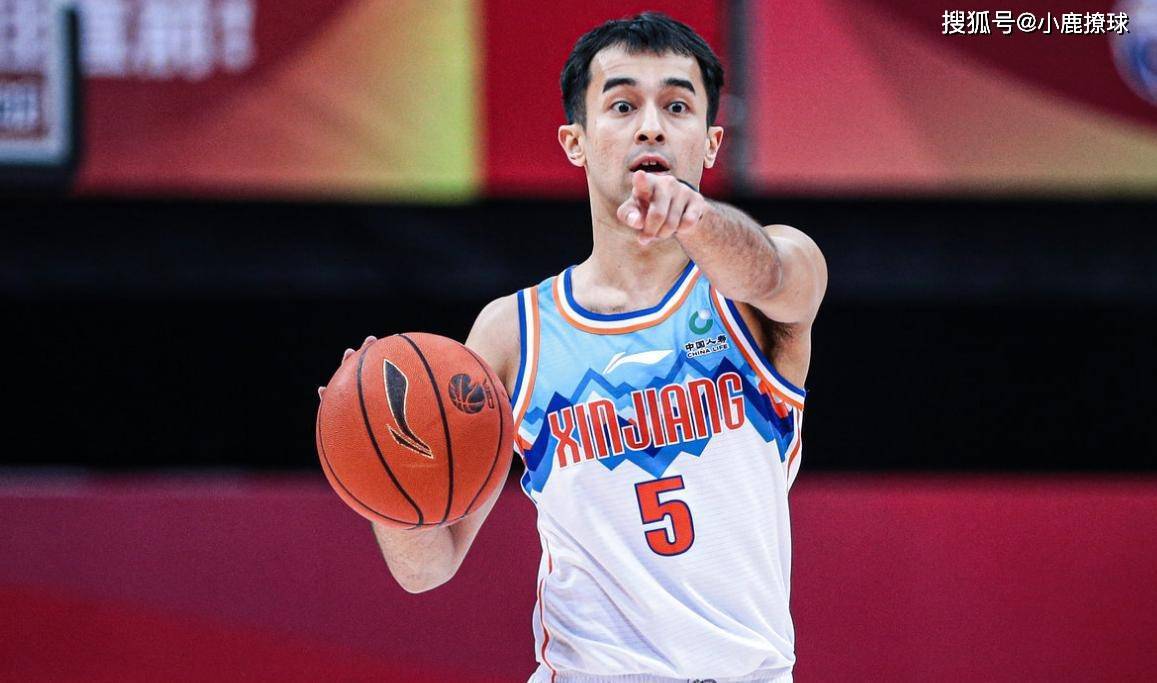 新疆争议后卫低调崛起,脱离父子篮球重新证明自己_阿尔斯兰_阿的江