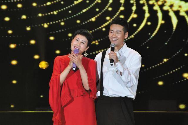 中央电视台将播出"最美中国范儿"演唱会徐子崴,徐子淳作品专场!