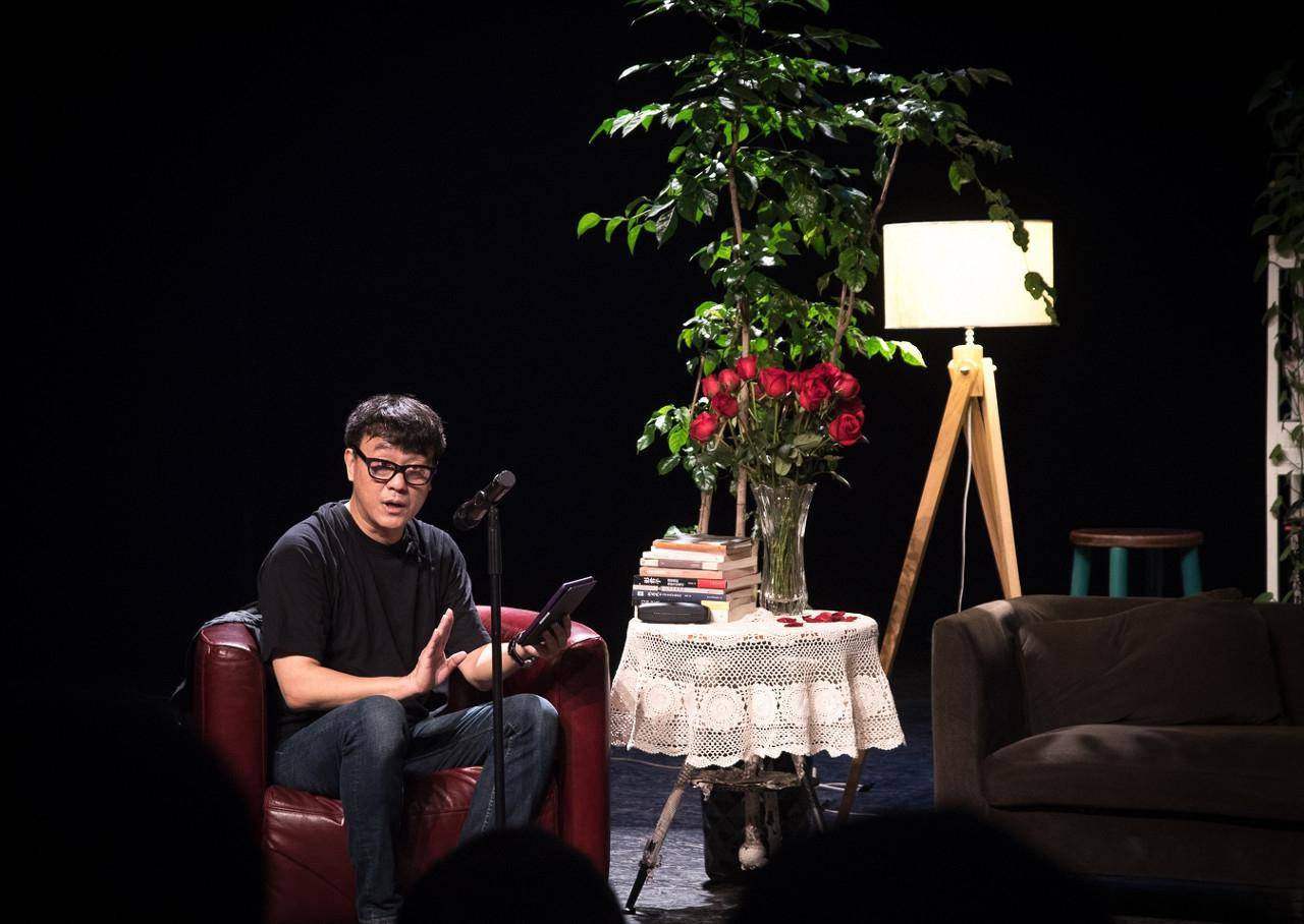 奔涌吧后浪!何冰超燃演讲让人想起来了:何冰出品,必属精品!