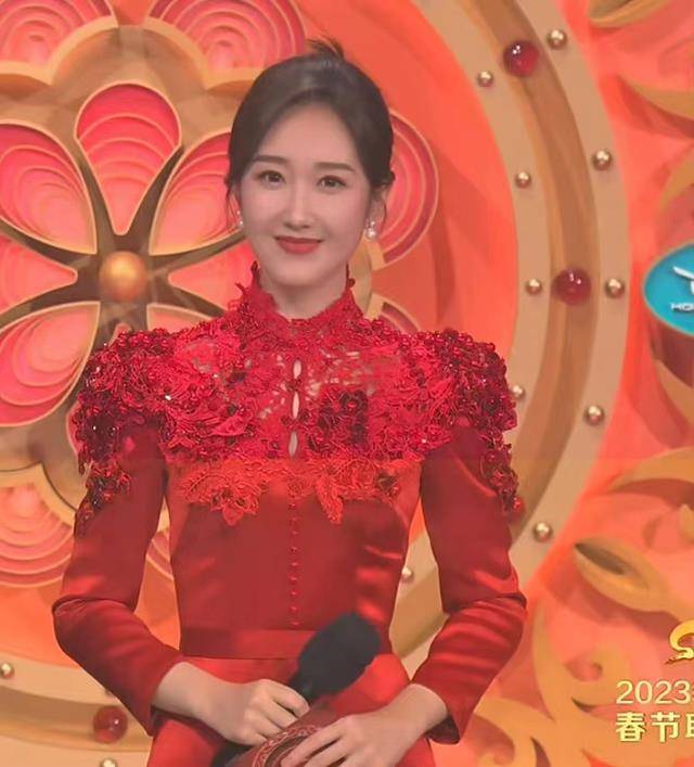 春晚口红色号火了!