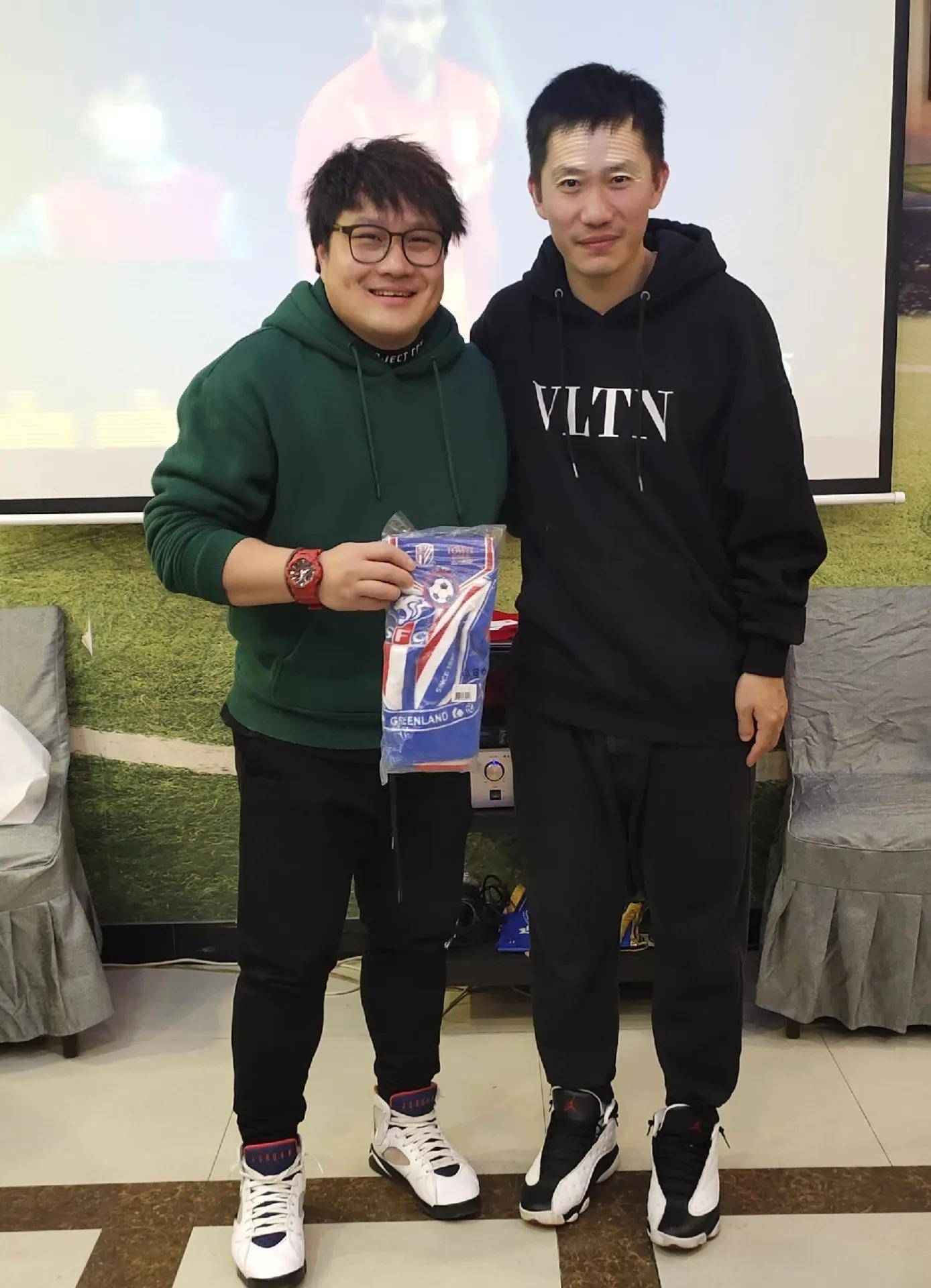 2022 申花球迷年会(蔡宝健朋友)在新小英美食坊举行_申花队_赛季_上海