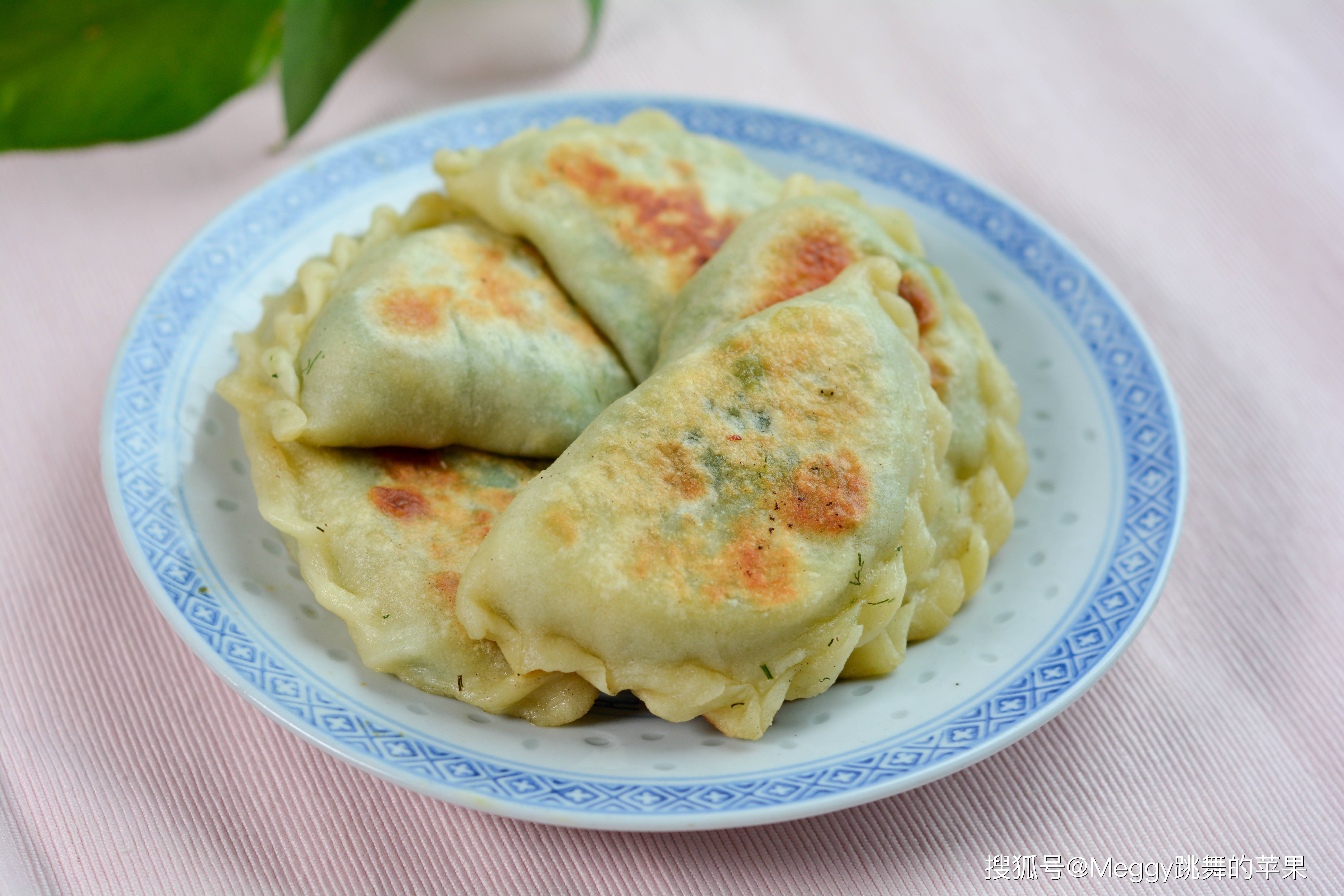 大年初三吃合子,这9款合子薄皮大馅,随手取材就是美味,吃不够_面团