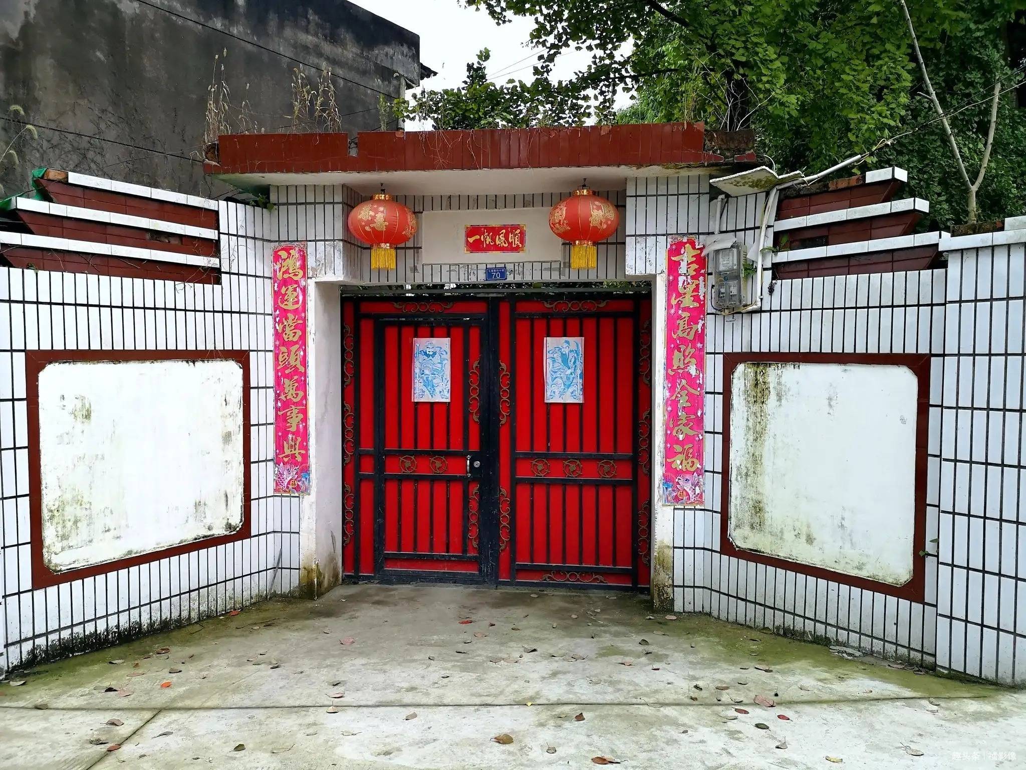 大门_农村_房子