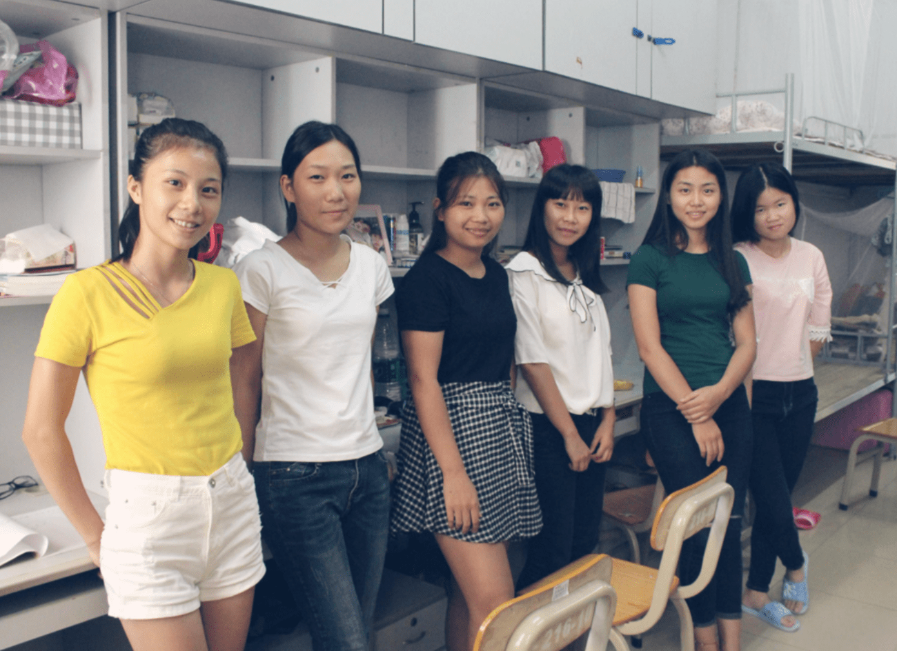 男生宿舍其乐融融,女生宿舍却像《甄嬛传》,背后的原因是什么?