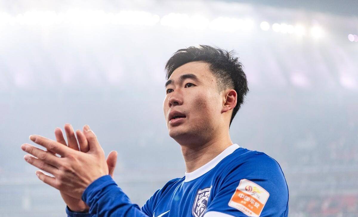 女足留洋遍地开花,男足还在"讲故事"_中国女足_消息_朱辰杰