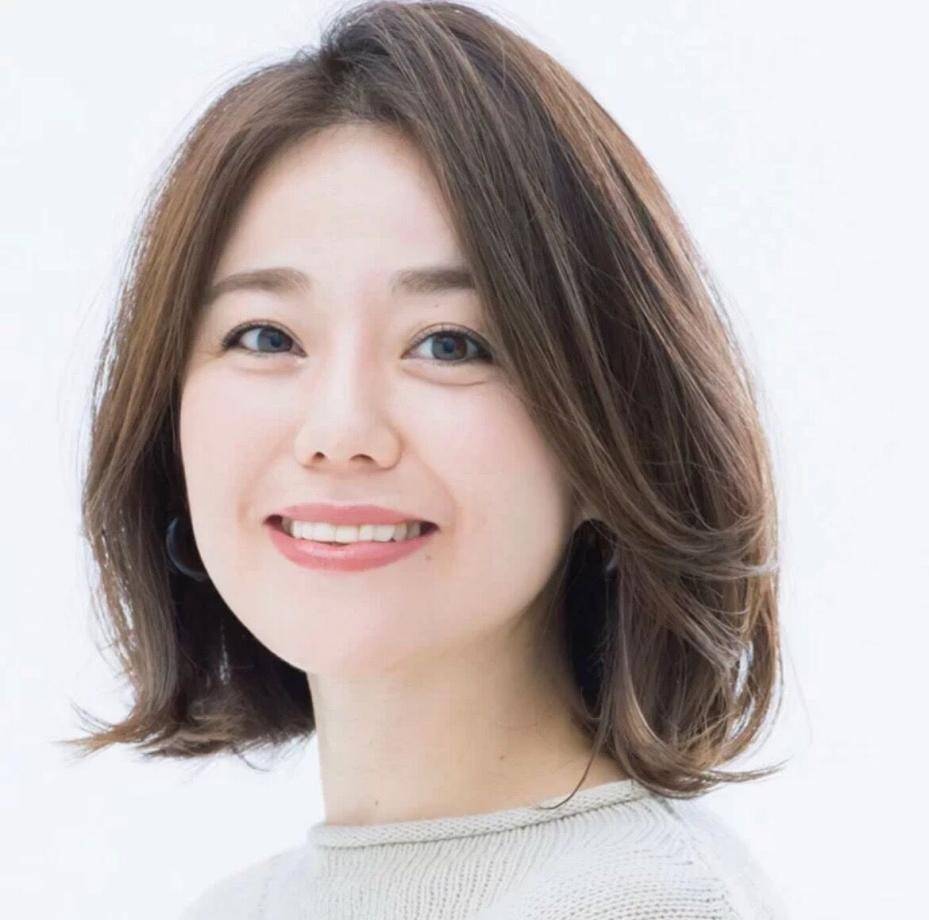 关键要看脸型_发型_圆脸_刘海