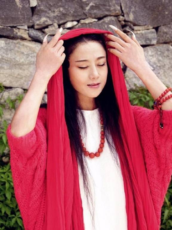 戴红手串的明星那么多,为什么就郭冬临被怼?_南红_王宝强_颜色