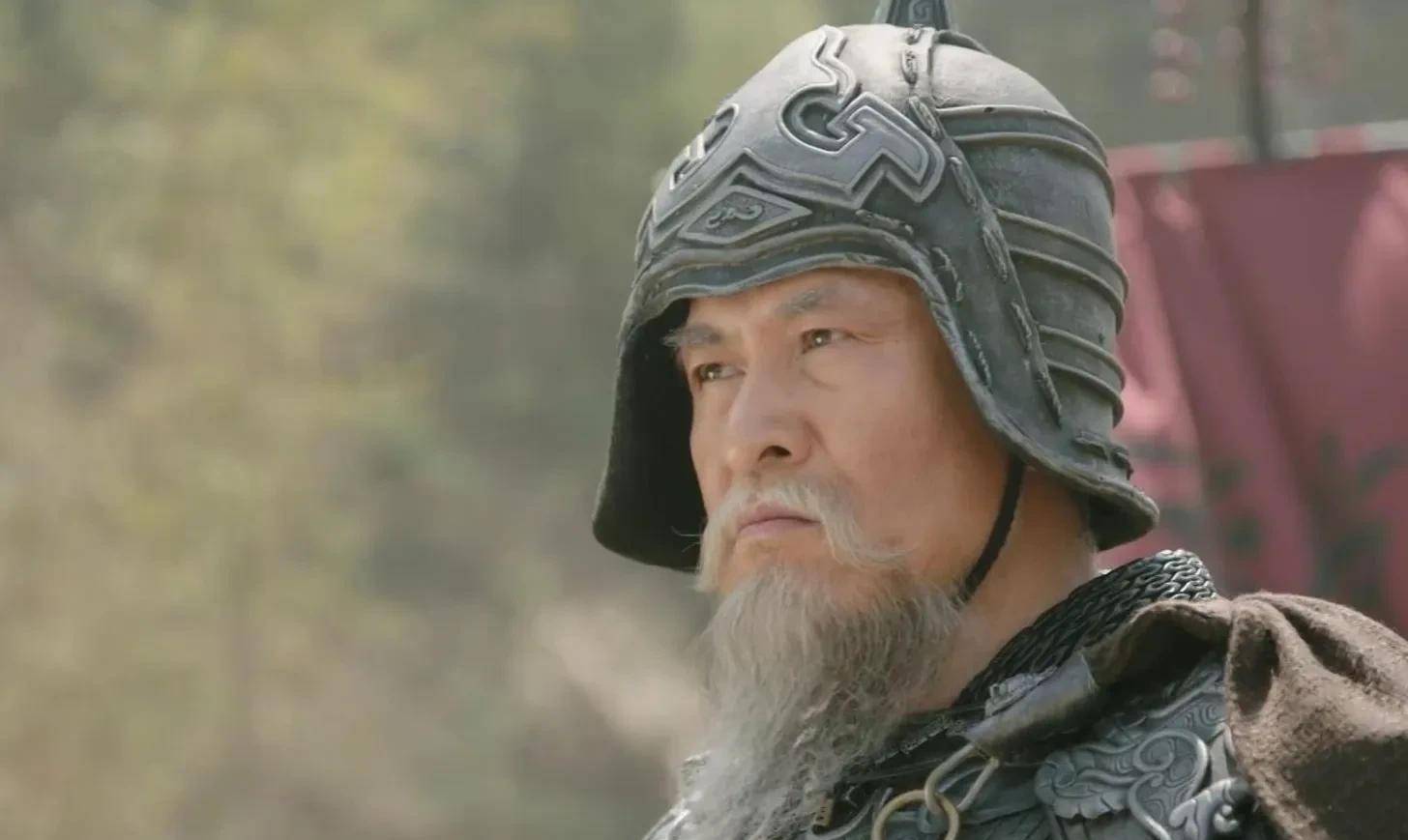 《三国演义》里,老黄忠和老年赵云谁的表现更出色_关羽年_弓箭_反应