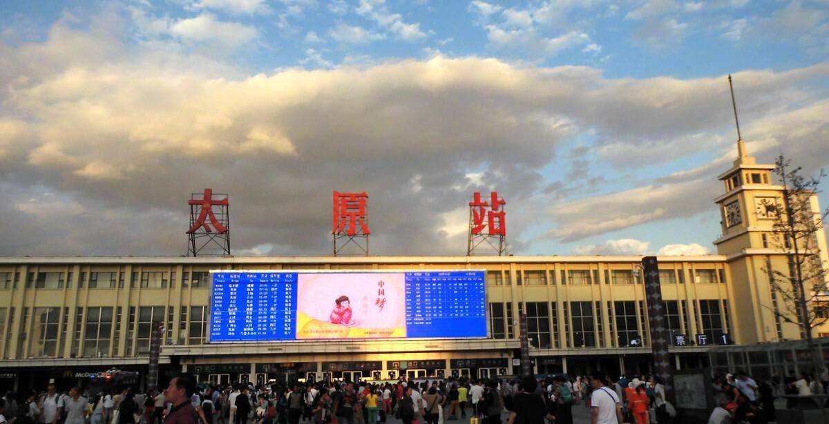 太原到北京高铁公交化,兔年春运日均发车36趟,昼夜运行增加8成