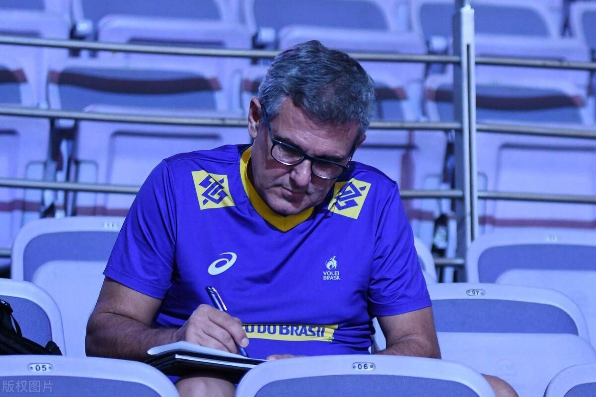 世界女排名帅或执教土超豪门,有望与郎平再成对手_巴西_联赛_主教练
