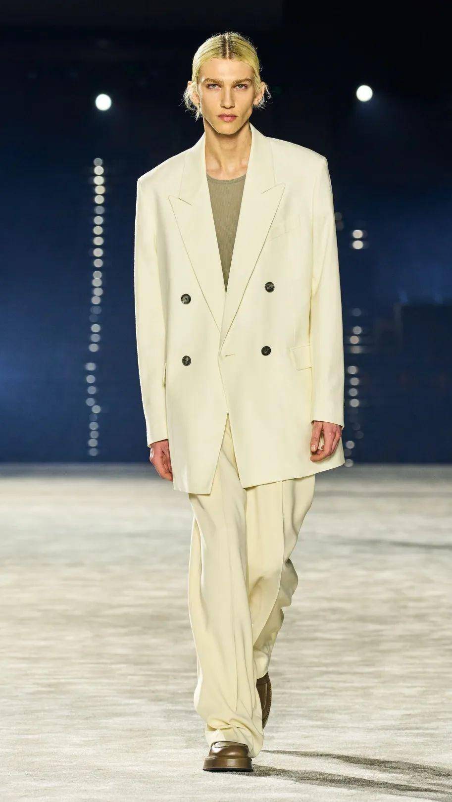 趋势|2023秋冬男装六大流行趋势_van_ami_西装