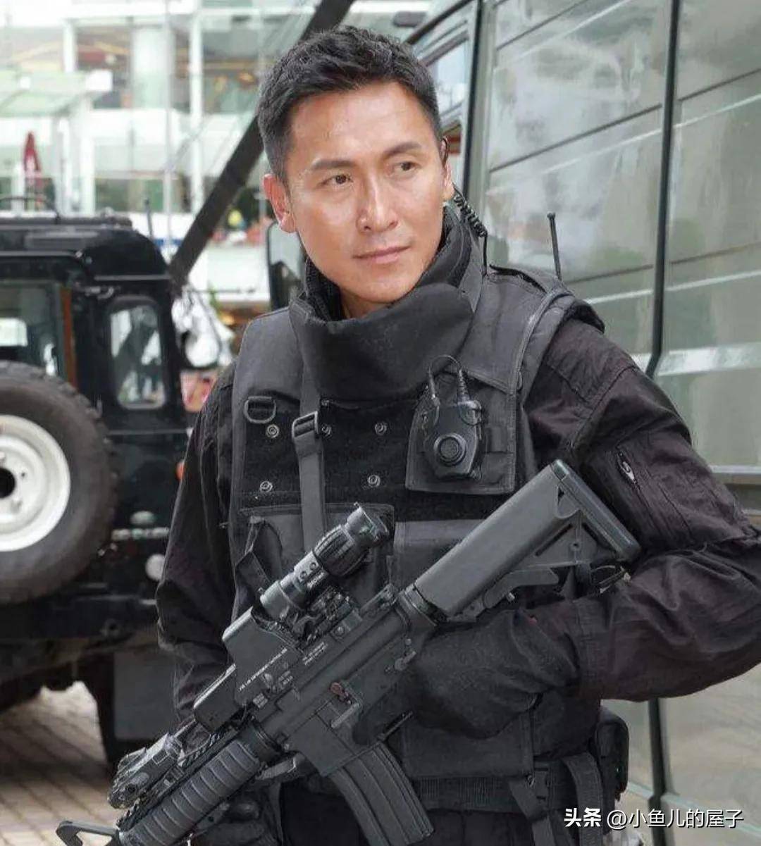 马德钟,tvb硬汉,特警出身,飞虎队本色演出.