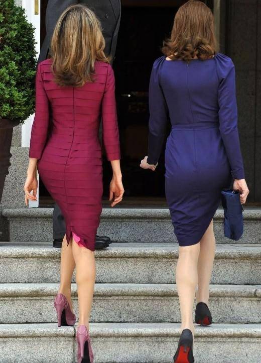 国外前第一夫人:12年前和莱蒂齐亚同框比细腰,53岁依旧艳光四射