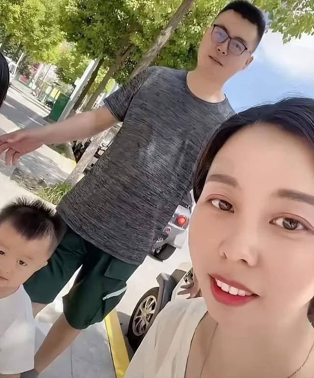 熊磊带儿子言宝回河南团聚,田静却只对娘家人好_直播_许妈_时候