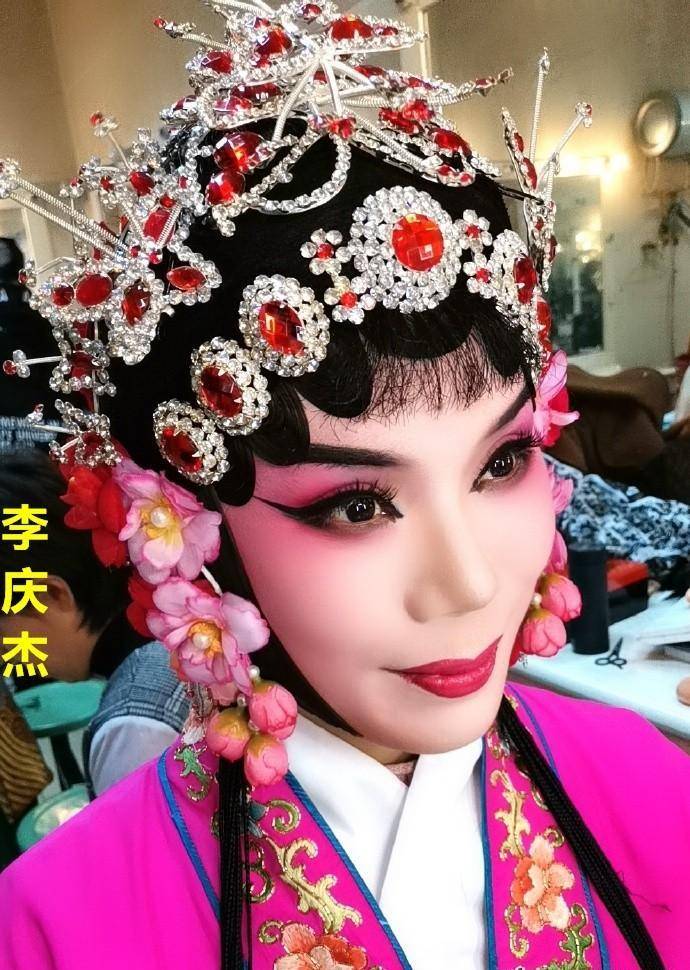 青年豫剧演员李庆杰讲述自己《金玉满堂》坎坷历程_戏曲_王希玲_爸爸