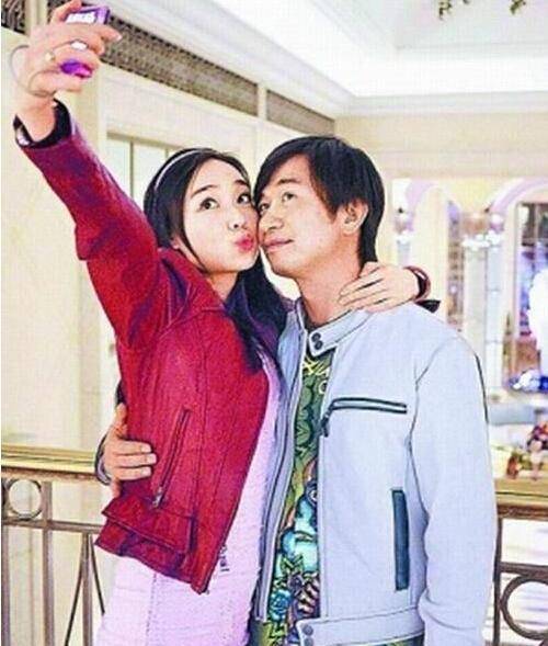 知名音乐人黄舒骏,家中又添新成员,小24岁娇妻二胎喜得一女_张菁芳