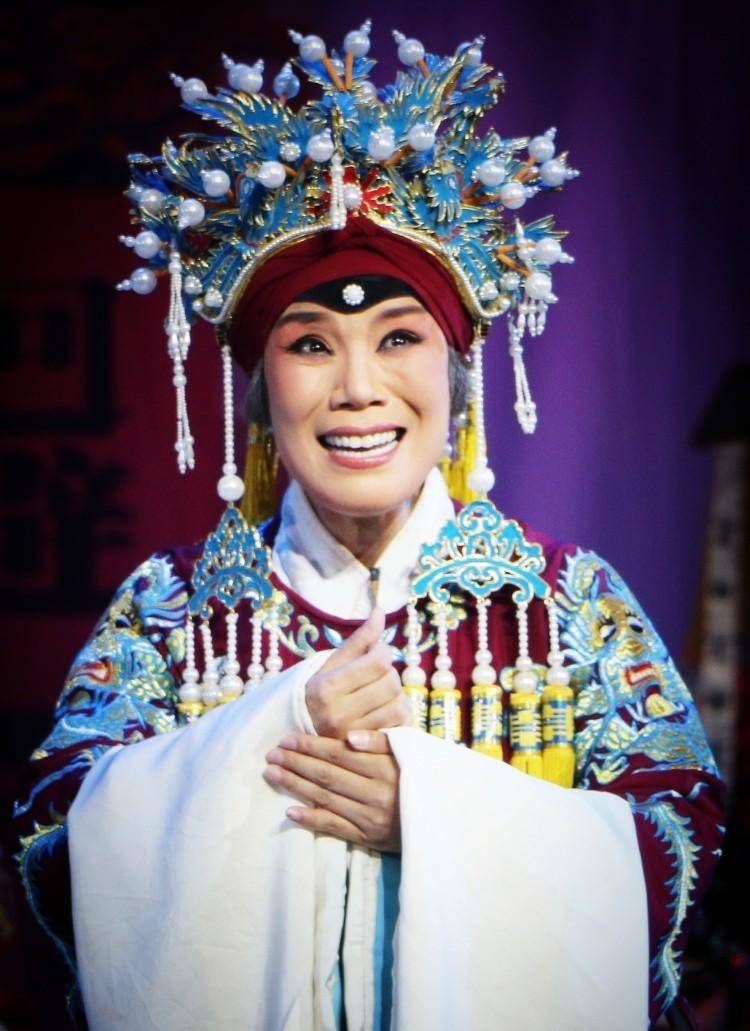 给我放个戏剧豫剧的简单介绍 给我放个戏剧豫剧的简单

先容
（给我放个豫剧片） 戏剧
