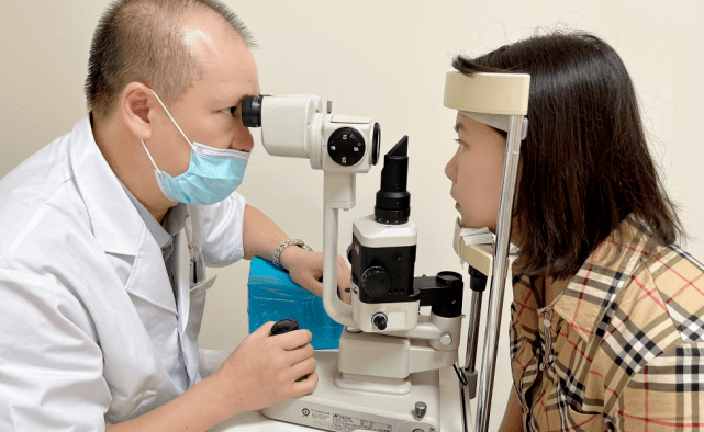 0,分享一名媒体工作者的飞秒激光近视手术记录_检查数据_患者_百色