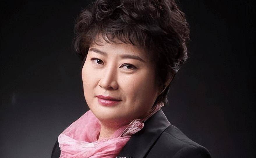 孙凤英:嫁二婚梁天,让丧夫丧子婆婆不流泪,替丈夫哥哥还债百万_时候