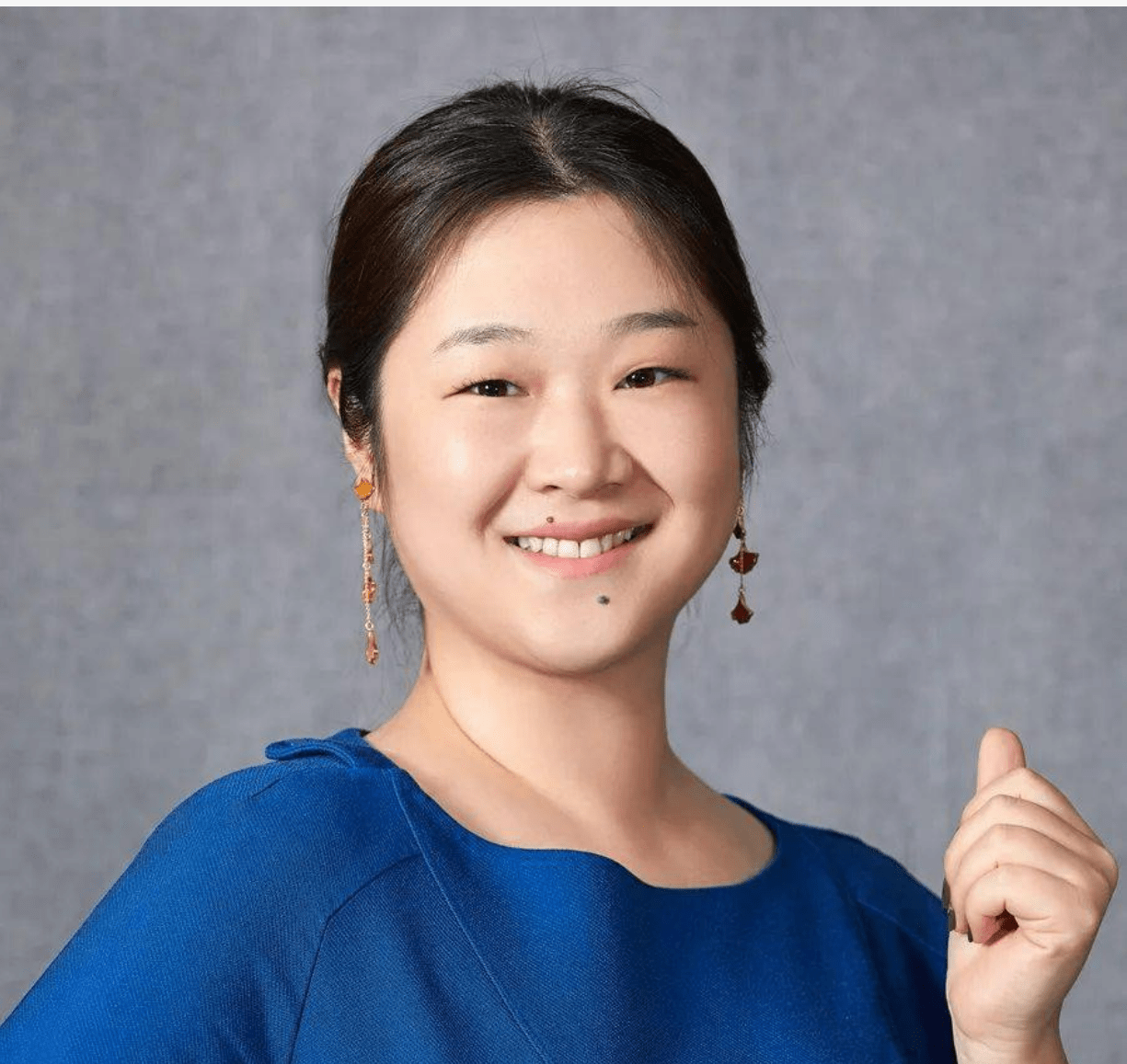 除小鹏汽车总裁,唐山沧州4个女子也了不得,丈夫早逝后撑起企业_王凤英