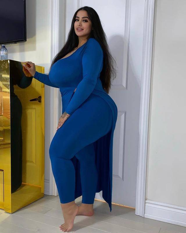 钻石娃娃小姐(miss diamond doll)钻石娃娃小姐在 chris cashtro 担任