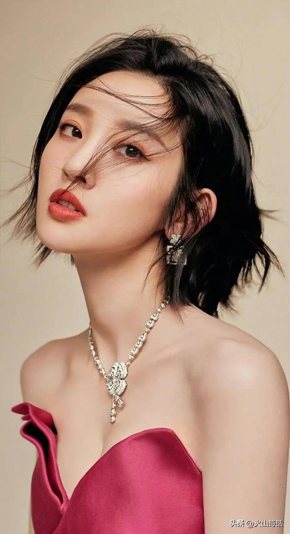 嫁入豪门的唐艺昕:她是《甄嬛传》中的"祺贵人",现在过得好吗