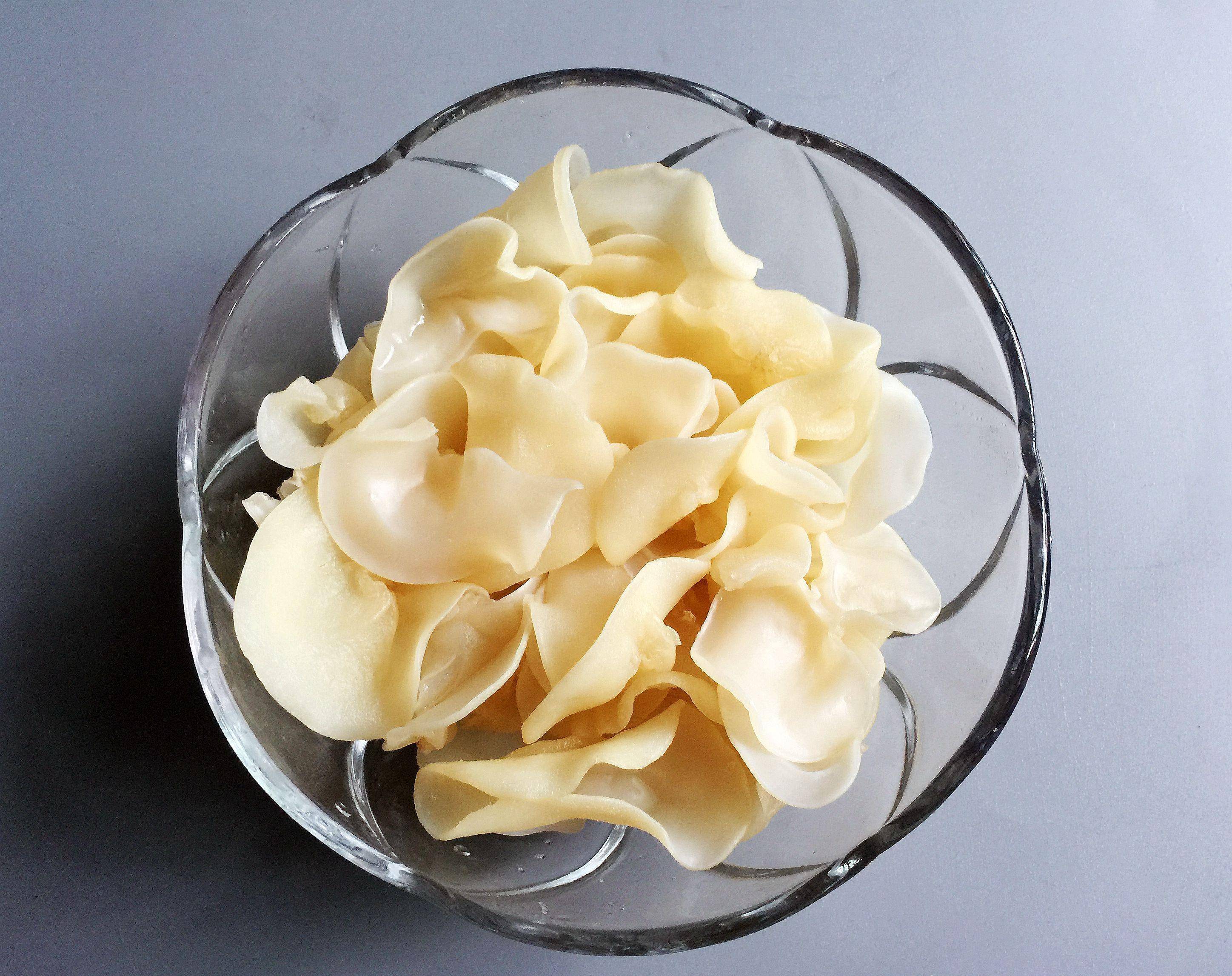 这菜隔天拌一盘鲜香开胃,好吃营养又便宜_玉木耳_白富美_小米