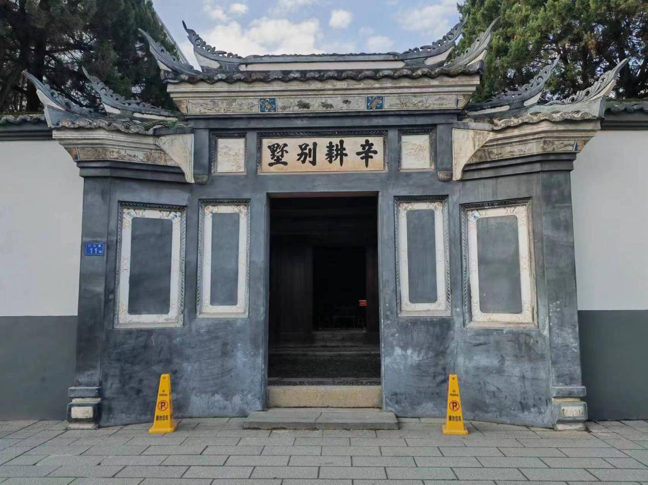 三,接力非遗传承,唱响文化自信如果说物质文化遗产是