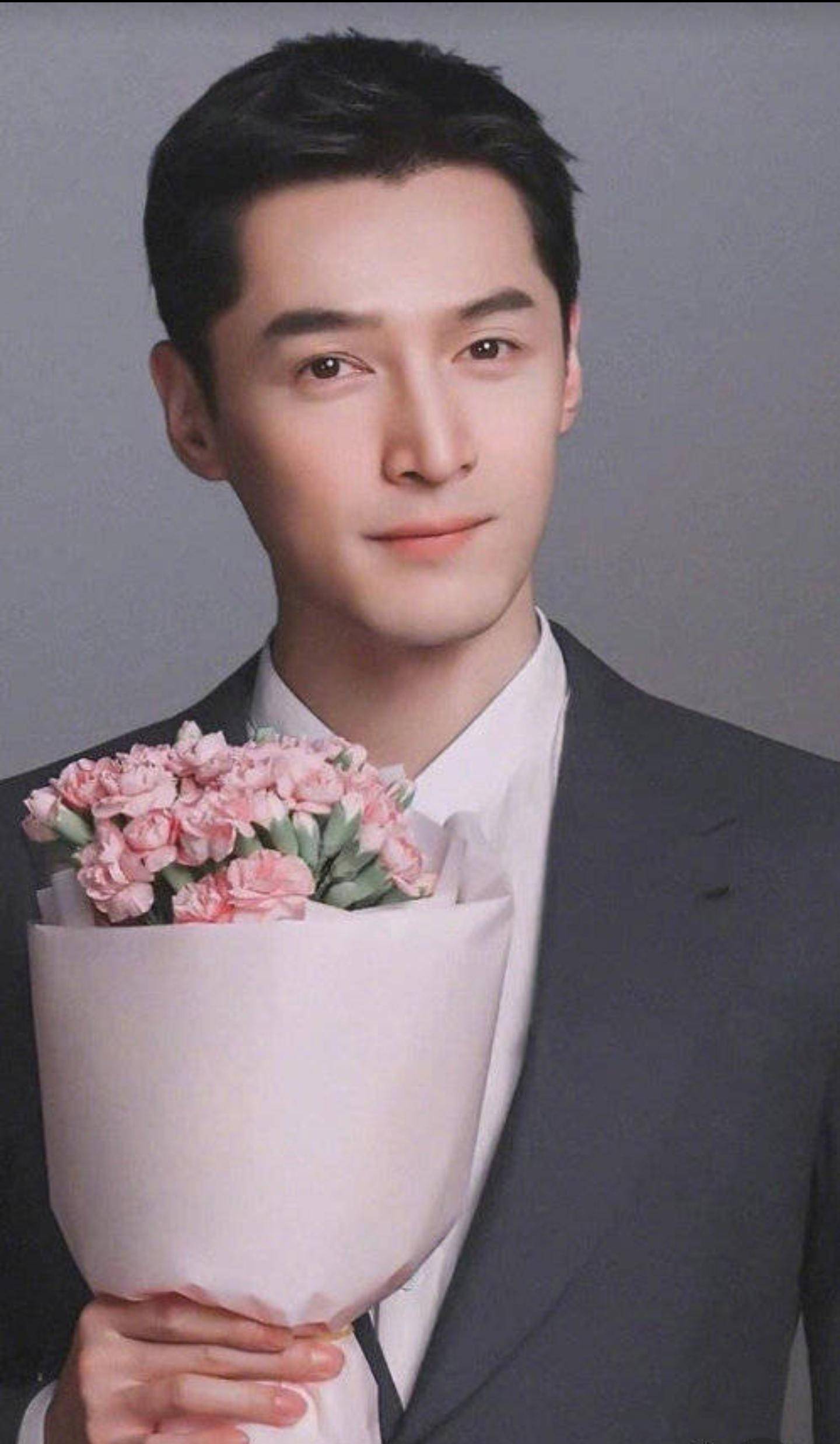 胡歌老婆身份被扒,女方93年福建人射手座,疑似曾担任胡歌经纪人_明星