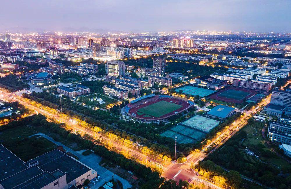 經過近兩年的建設,臨平區的第一所大學校園:浙江理工大學臨平校區