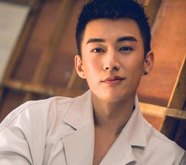 刘学义出演"绿茶男"昊辰师兄,为何却让网友"恨"不起来?