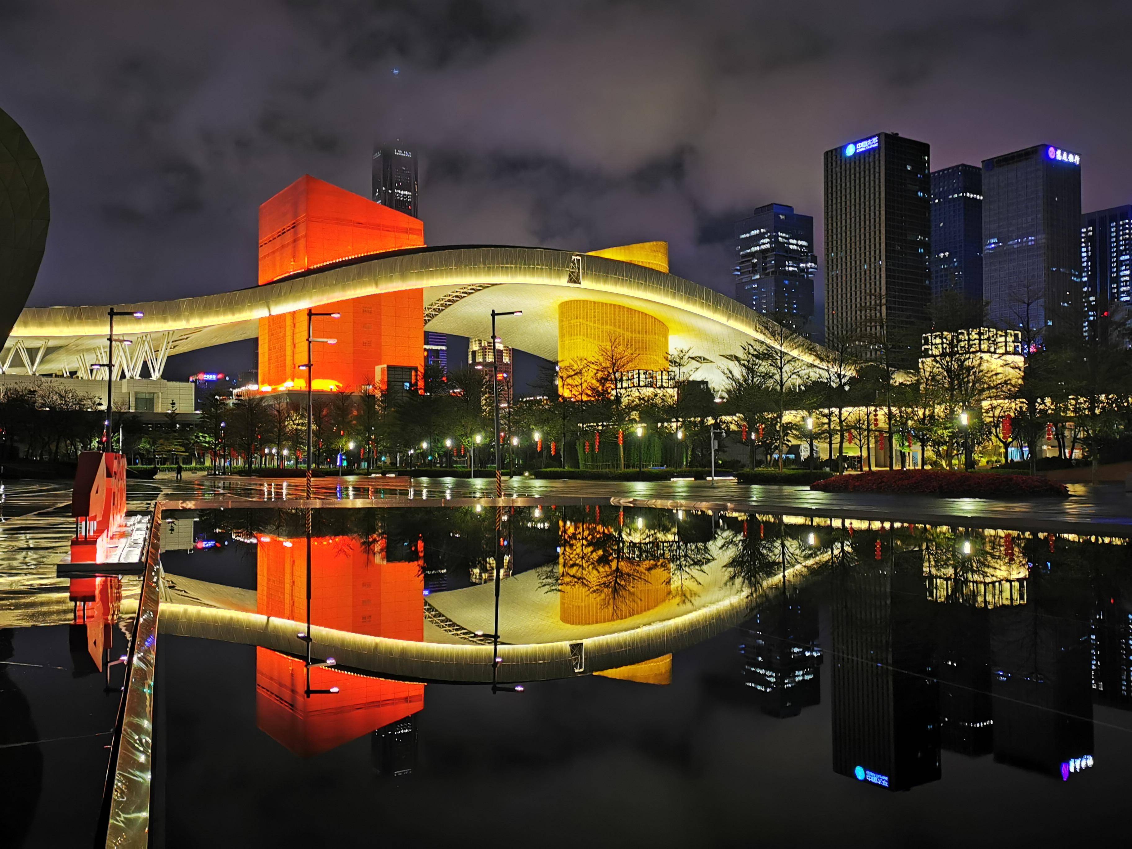 深圳中心区璀璨夜景,深圳中心区地标夜景建筑,哪一栋最抢眼?
